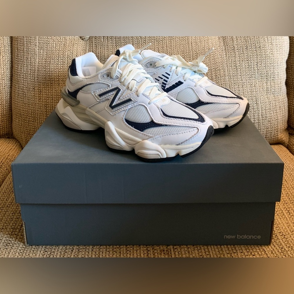 New Balance 9060 White Navy U9060VNB - Women’s Size 6 US - Sea Salt Shoes NEW - Picture 10 of 11